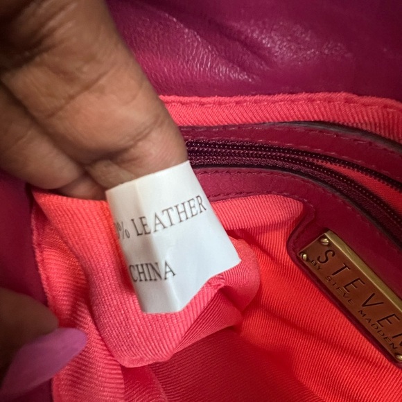 Steve Madden 100% Leather Pink Small Clutch With Zipper And Magnetic Closures - Picture 7 of 11